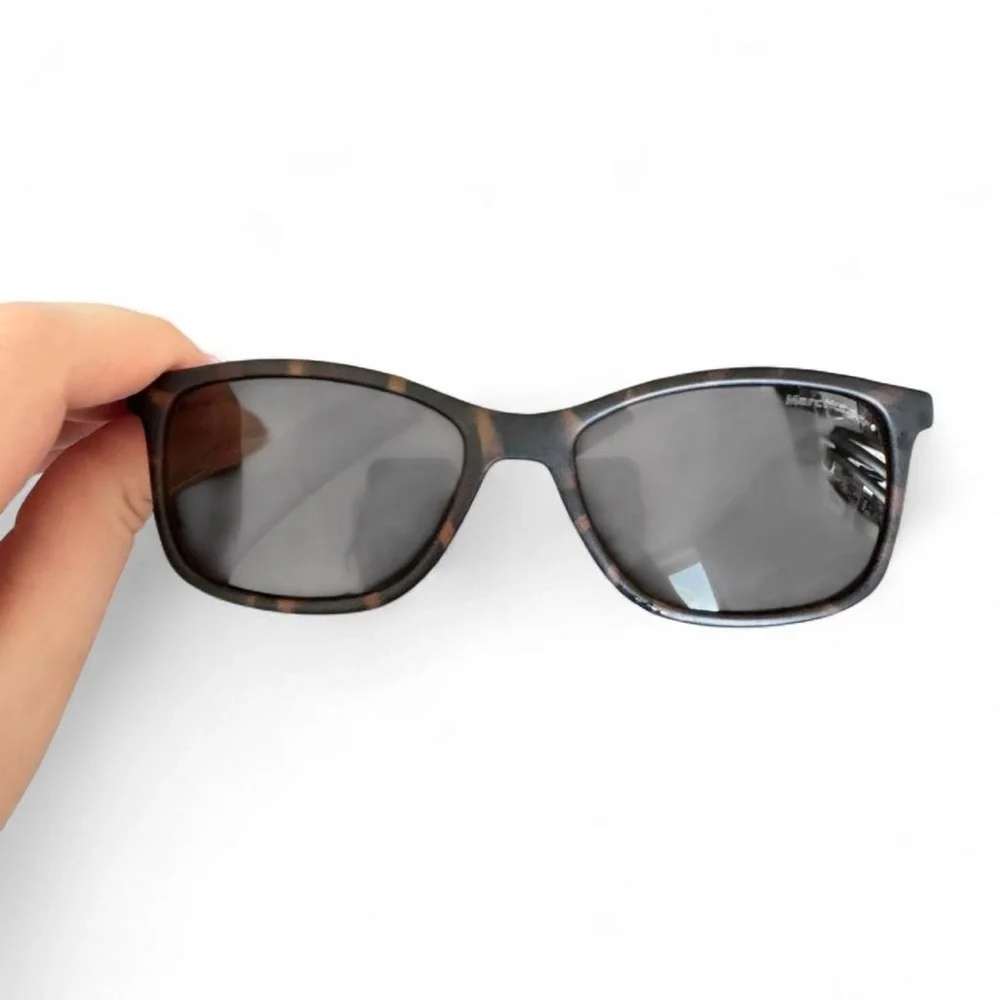 Marc Hunter MH7910 Matte Tortoise Oval Sunglasses 56/17/145